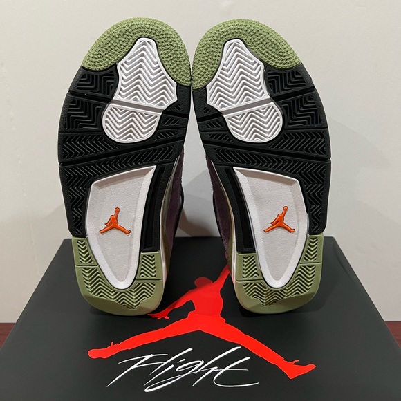 Air Jordan 4, Women’s, AQ9129 500, Canyon Purple - Picture 5 of 14